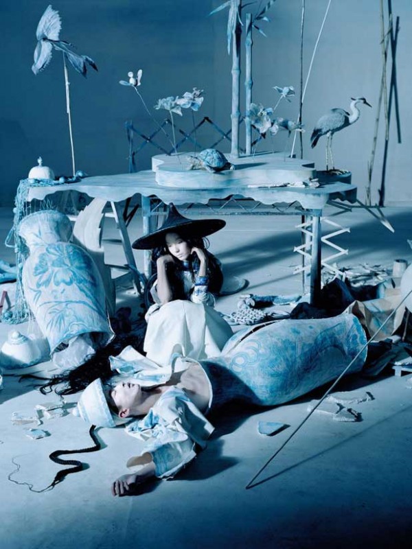 Fei Fei Sun & Xiao Wen for Vogue China Dec 14 by Tim Walker